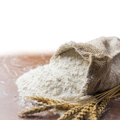 Ingredientes de panificação: farinha e ovos